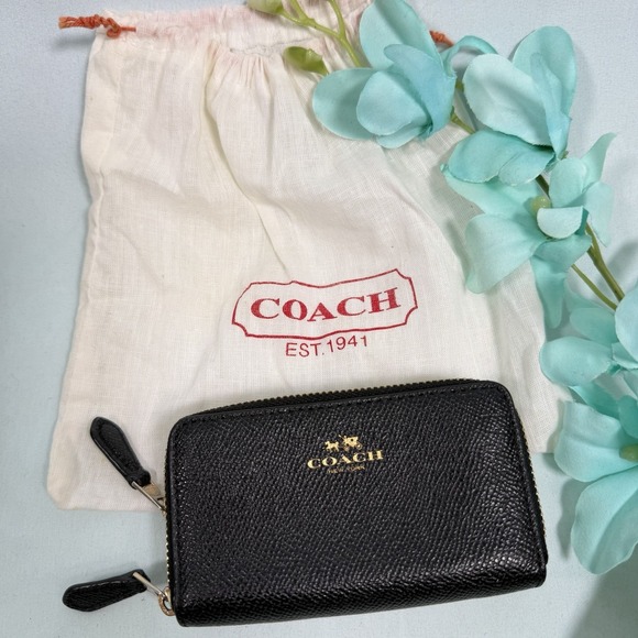 Coach Handbags - COACH New York Small Wallet Zippy Coin Case Black Crossgrain Leather Gold Tone